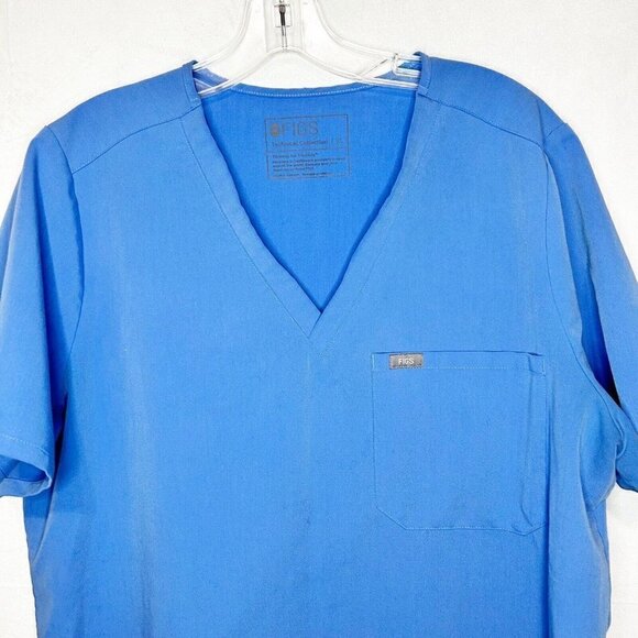 FIGS Technical Collection 2-Pocket Blue Scrub Top Women’s Size XS - Picture 2 of 5